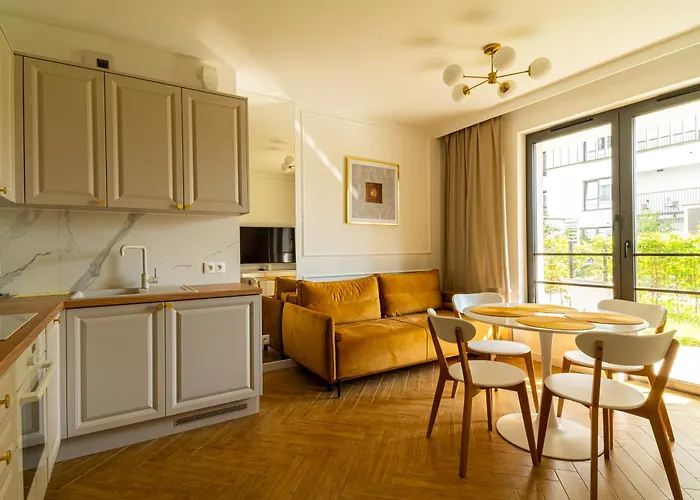 Doki 1555 By Grand * Gdańsk