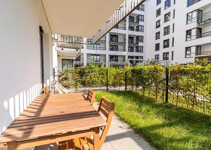 Doki 1555 By Grand * Gdańsk