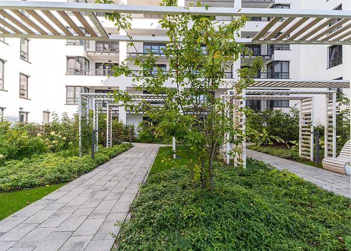 Doki 1555 By Grand * Gdańsk